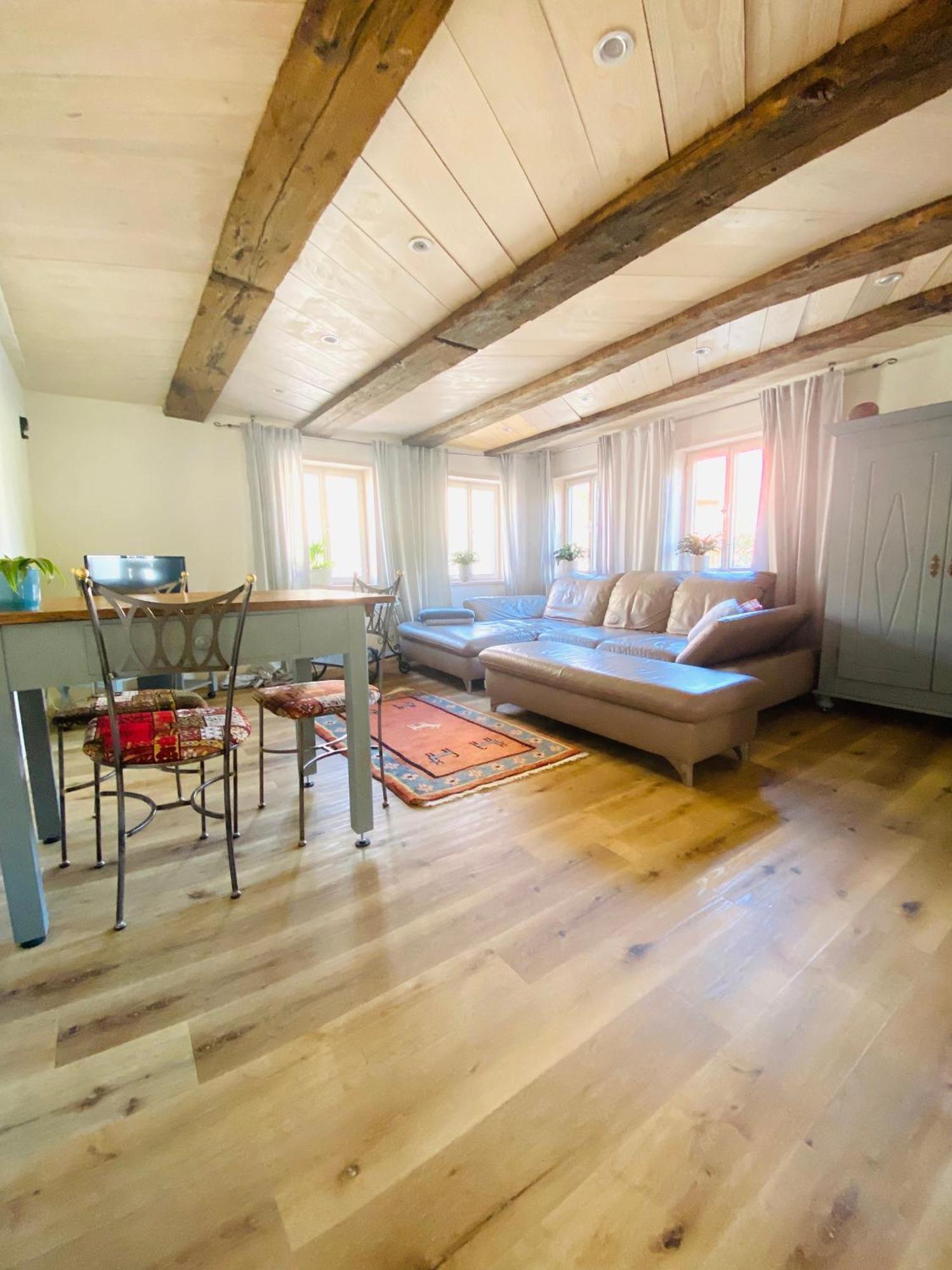 Ganze Wohnung - Erdgeschoss - Sehr Ruhig - Hundefreundlich - Regendusche - Bodenheizung - Kueche - Easy Check-In Mit Schluesselbox Nehren (Baden-Wurttemberg) Exterior foto